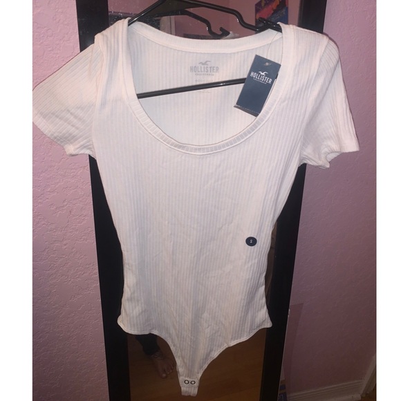 Hollister co bodysuit - Picture 1 of 3